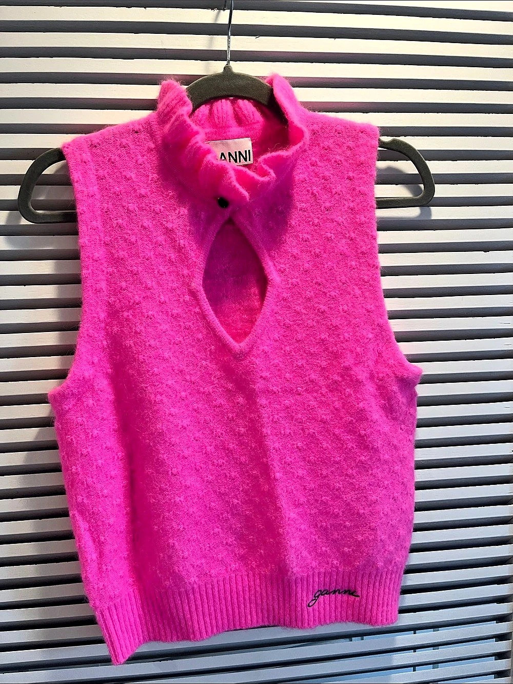 GANNI Knitted Turtleneck Vest Pink Sleeveless Sweater Vest Size XS Like New